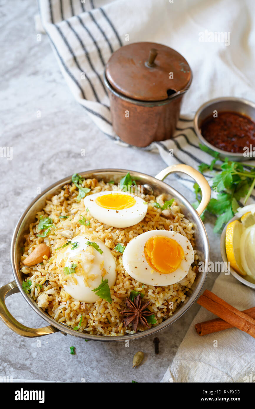 Homemade Egg Biryani / Pilaf or Pulav /Spicy Chettinadu Dindigul