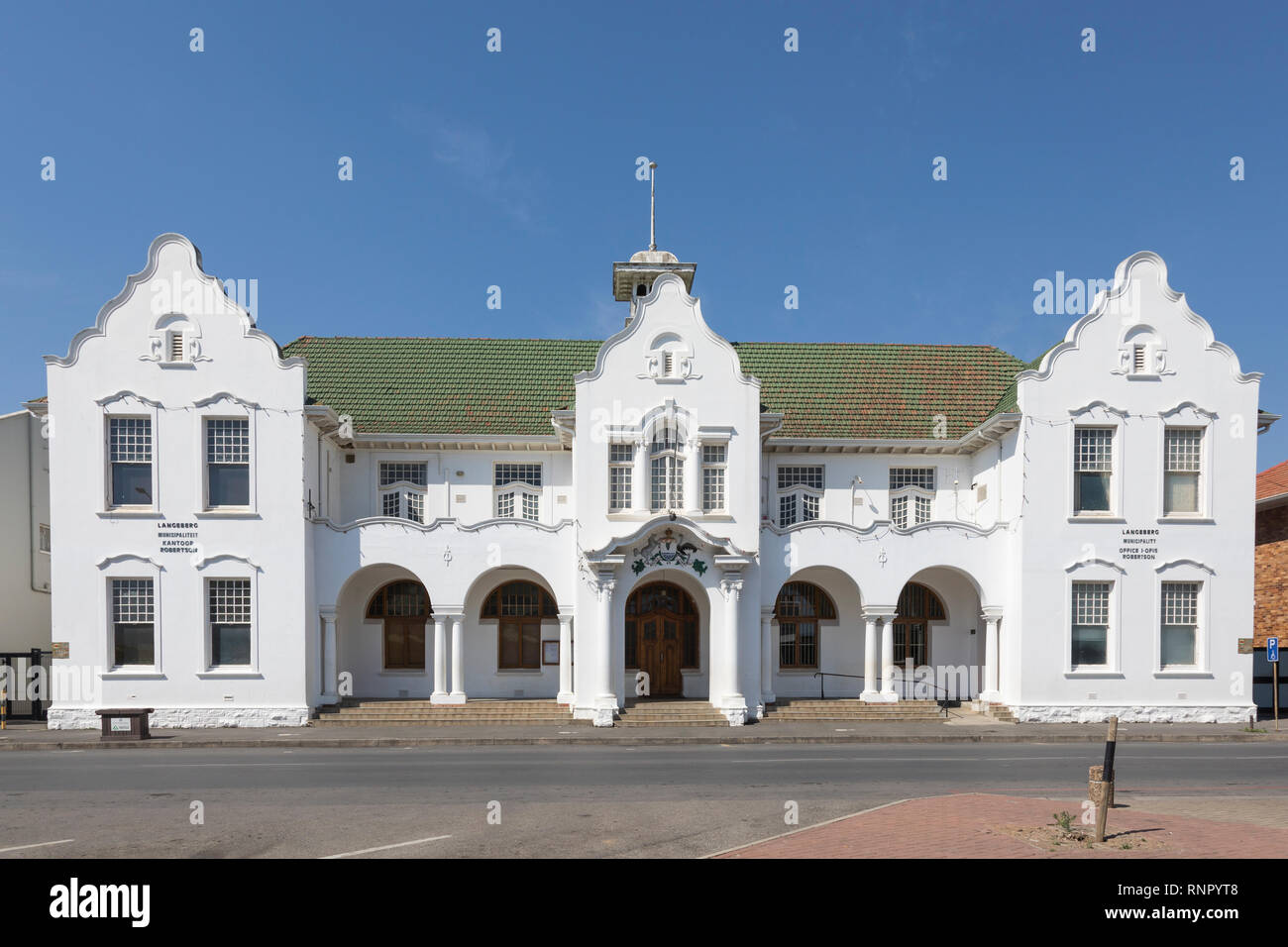 The old colonial building housing the Langeberg Municipality, Robertson,   Western Cape, South Africa Stock Photo