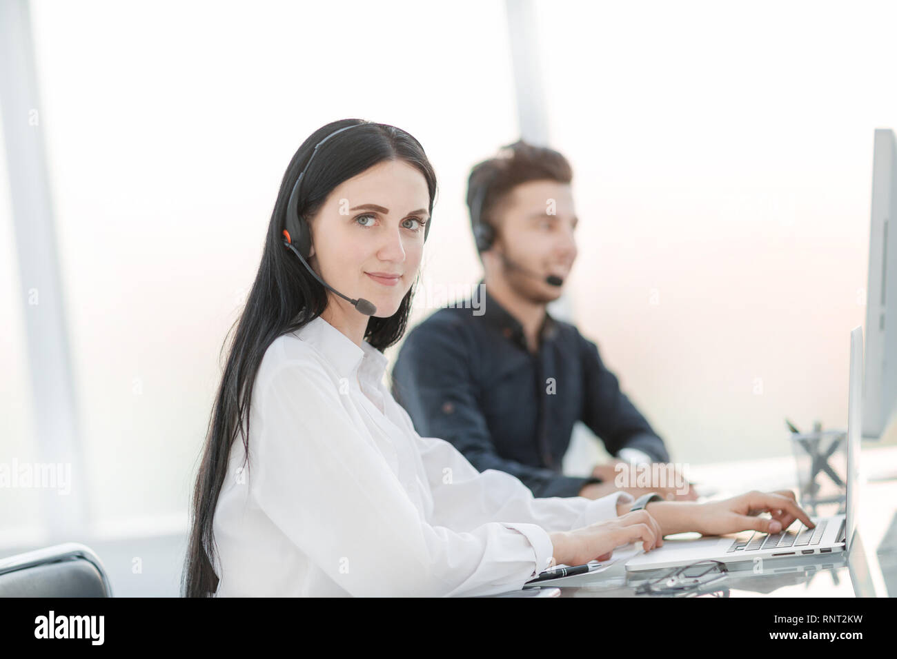 Computer operators in office hi-res stock photography and images - Alamy