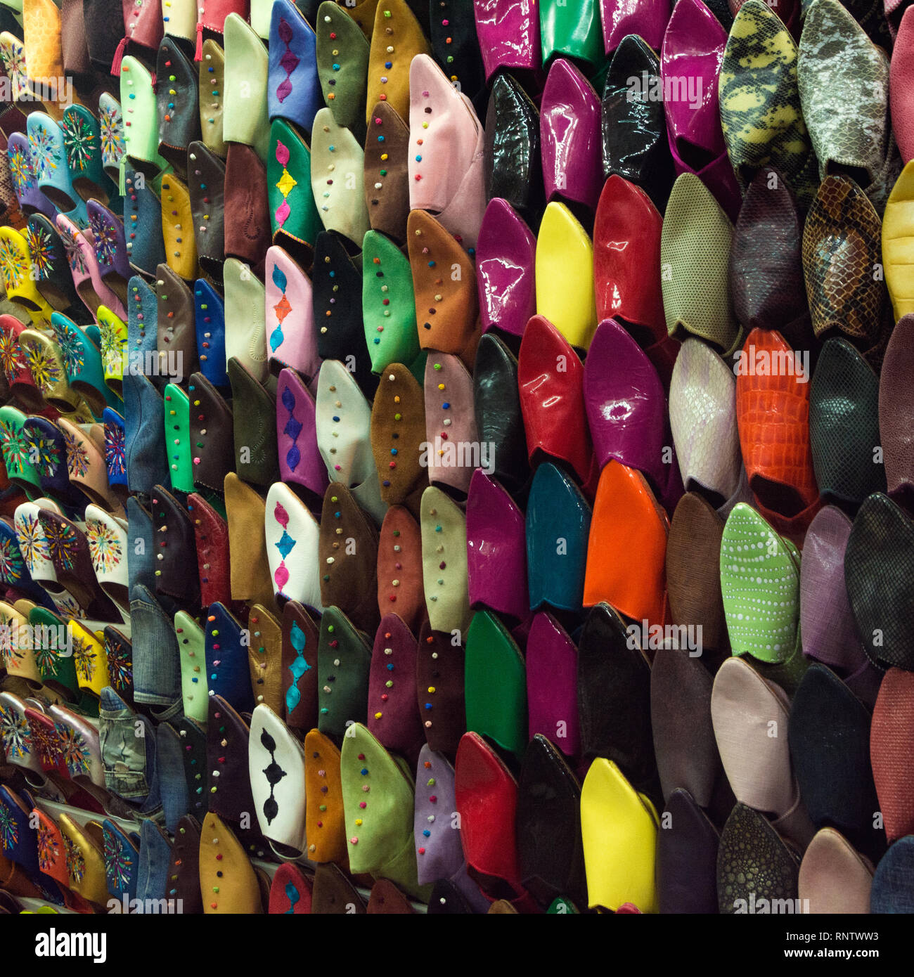 Arabic slippers hi-res stock photography and images - Page 2 - Alamy