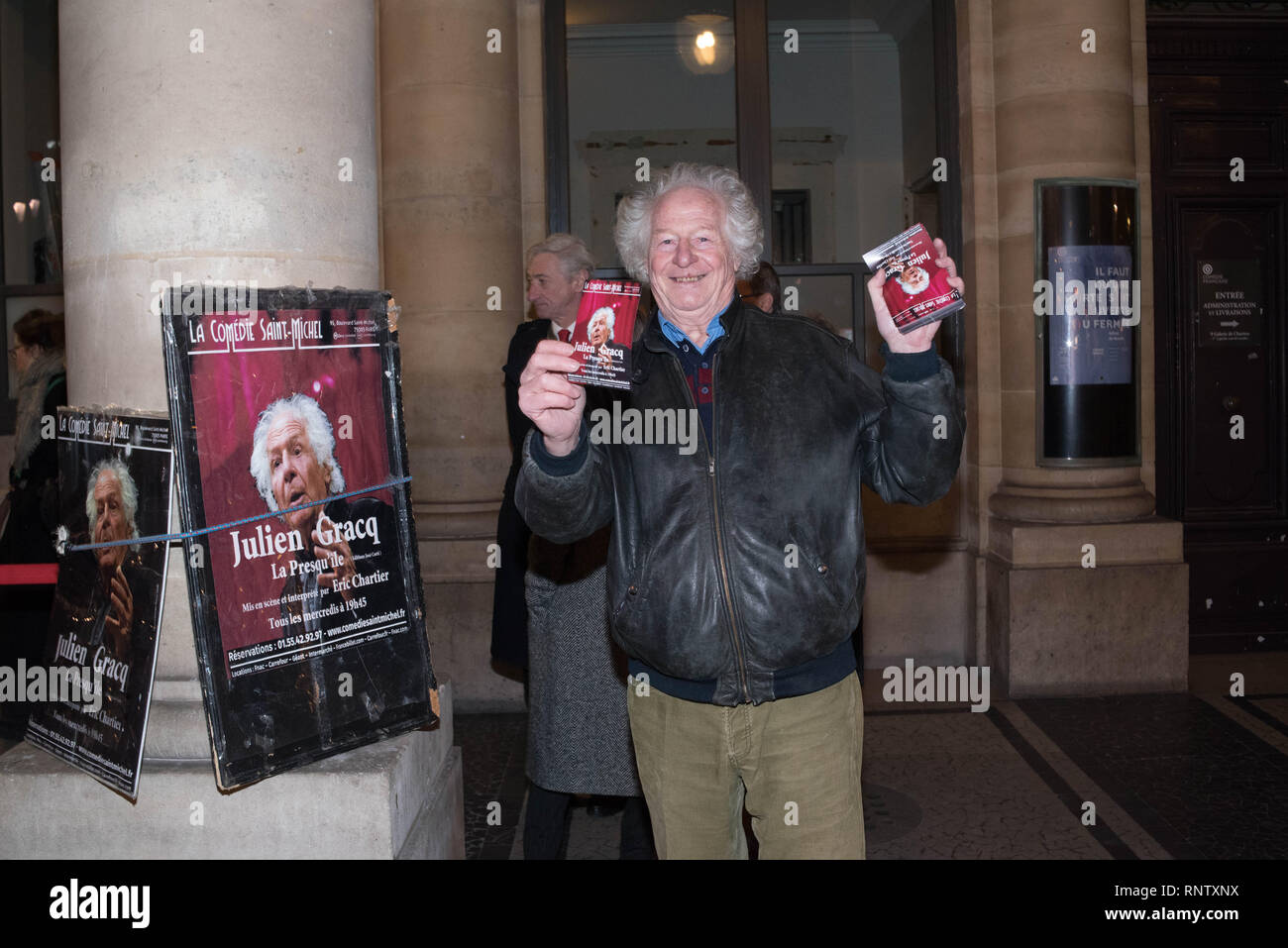 Literary shows - Comedian Éric Chartier is currently at the Comédie Saint Michel for his show 'Julien Gracq La  presqu'île ' (Edition José Corti). Stock Photo