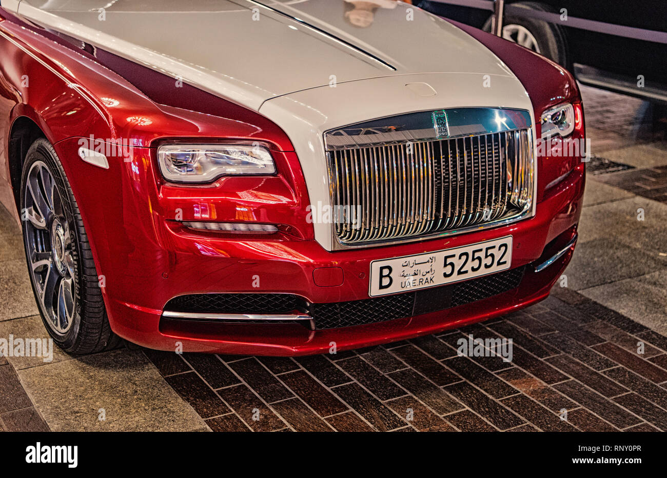 Rolls Royce Wraith Black Badge  Dourado Luxury Cars