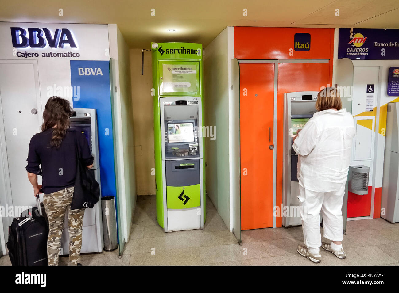 Cartagena Colombia,Aeropuerto Internacional Rafael Nunez Airport,inside  interior,terminal,self-service ATM automatic teller machine,BBVA Itau  Serviban Stock Photo - Alamy