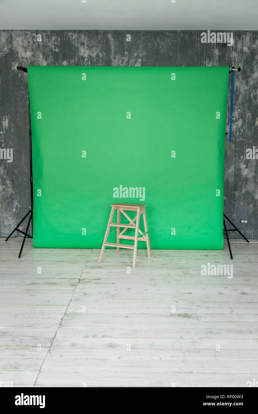 Chromakey background hi-res stock photography and images - Alamy