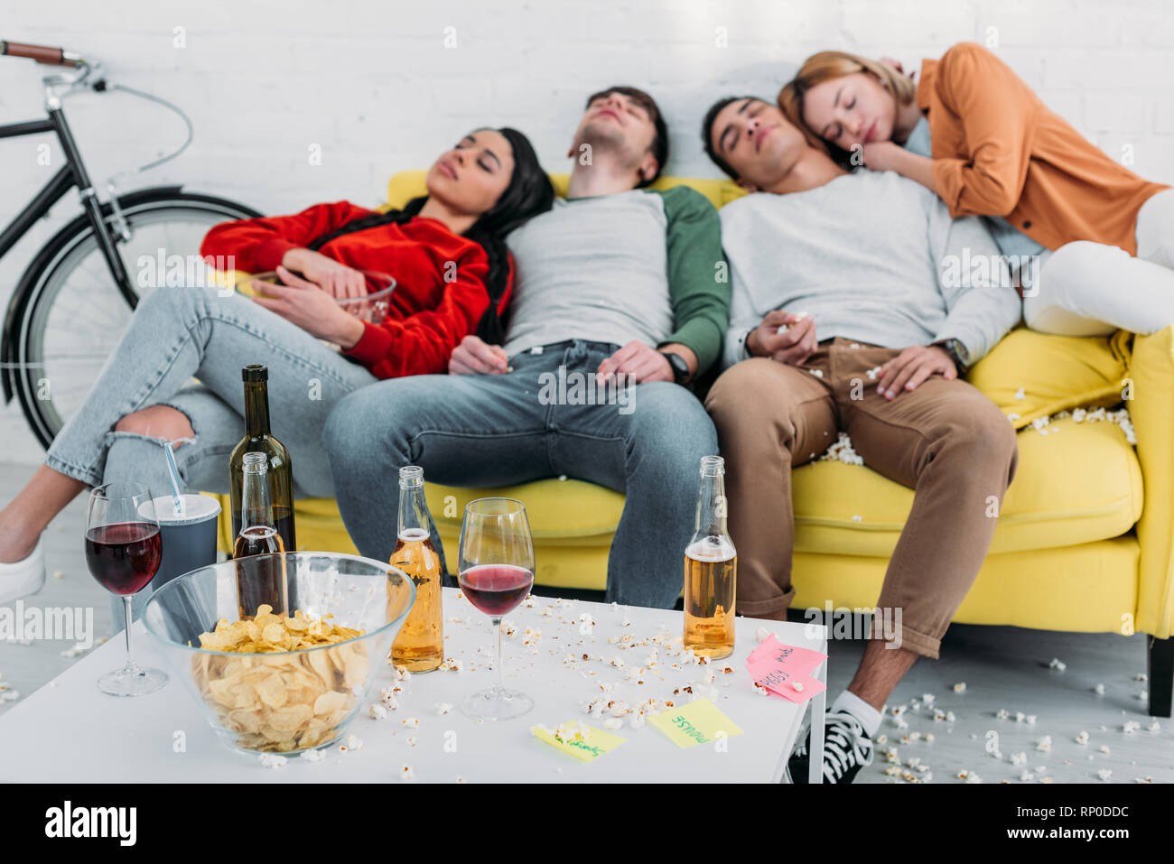 Men sleeping together hi-res stock photography and images - Alamy