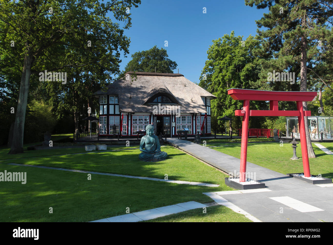 Thatched Mikado Garden with Buddhastaue, Timmendorfer beach, Ostholstein, Schleswig-Holstein, Germany, Europe Stock Photo