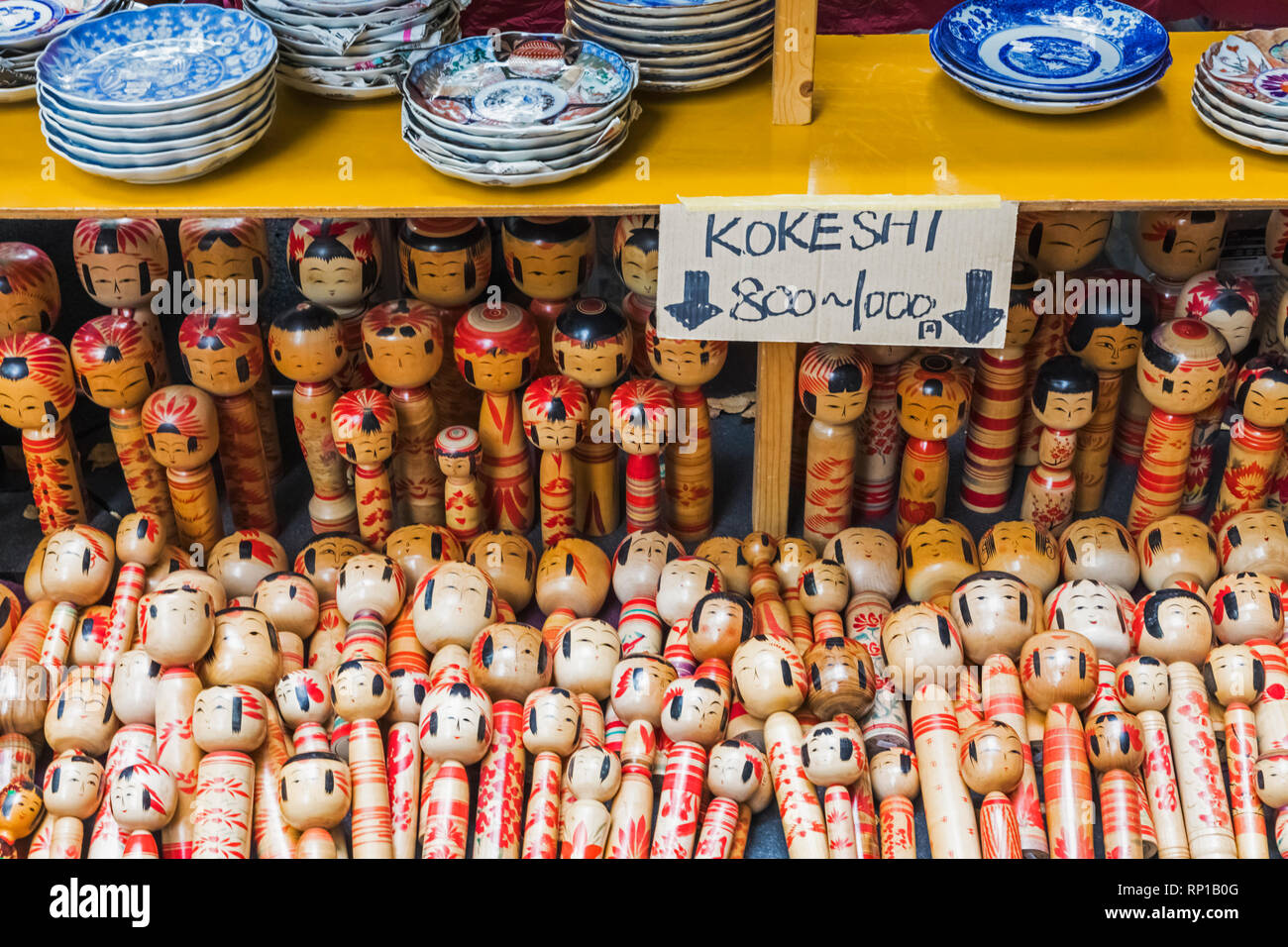 kokeshi wooden dolls
