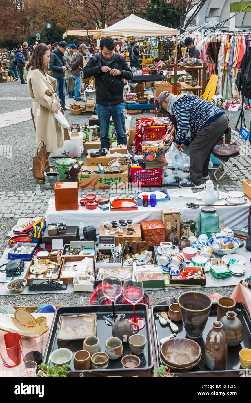 Japan, Honshu, Tokyo, Yoyogi Park, Oedo Antique Market Stock Photo Alamy