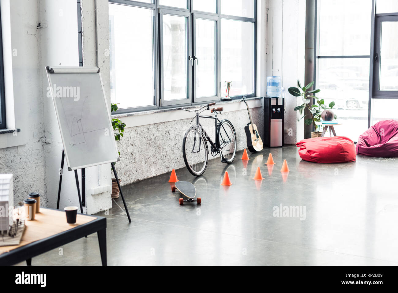 Loft office hi-res stock photography and images - Alamy
