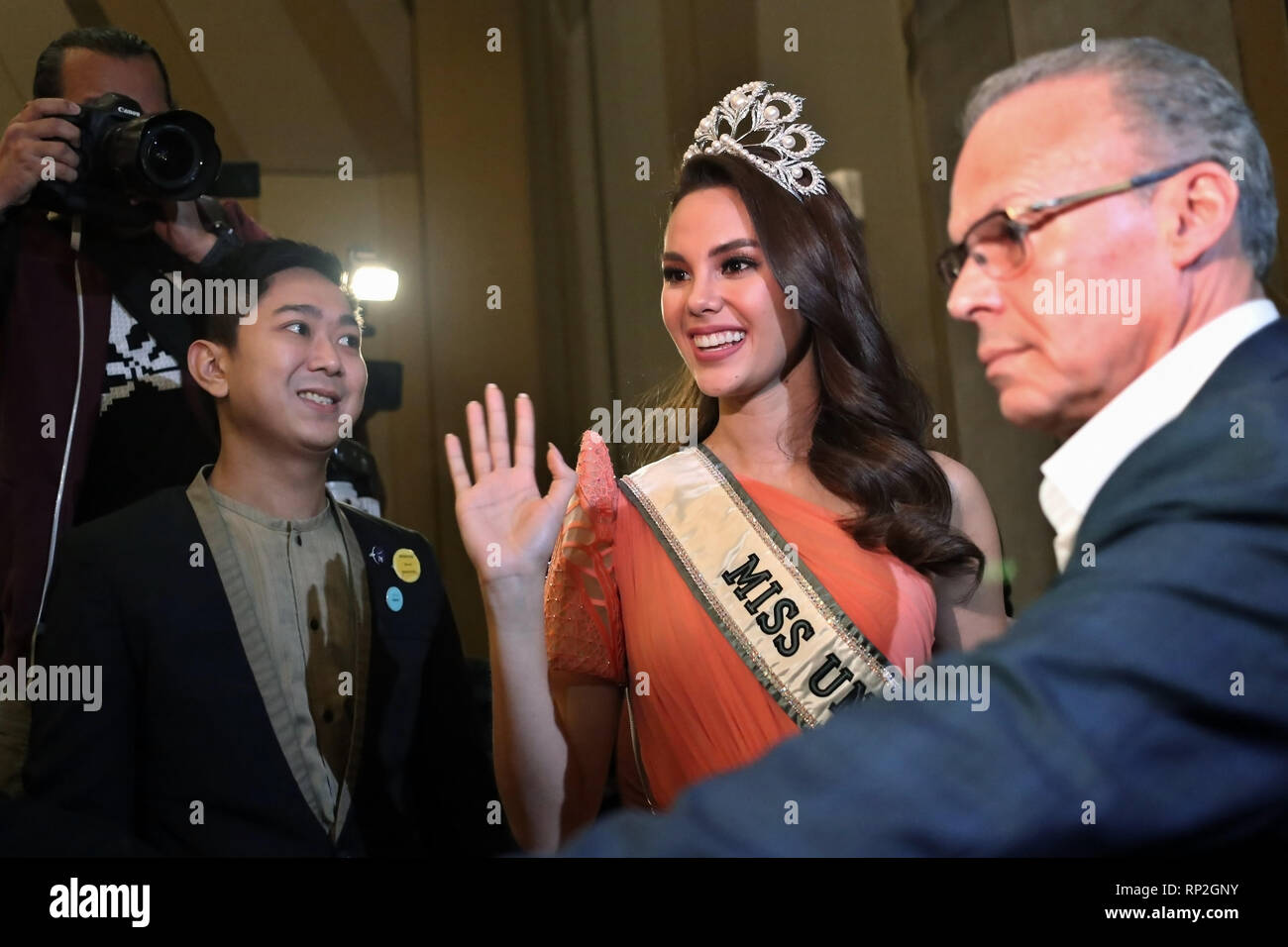 Manila, Philippines. 20th Feb, 2019. 'Miss Universe' Catriona Gray is coming to a press conference. The 24-year-old Filipino singer and showmaster was voted the most beautiful woman in the world in Bangkok (Thailand) in December 2018 and is now celebrated by her compatriots with numerous events in Manila. Credit: Alejandro Ernesto/DPA/Alamy Live News Stock Photo