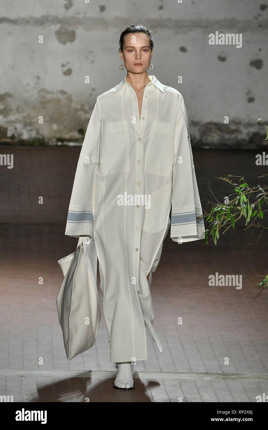 Milan, Italy. 20th Feb, 2019. 2020. Jil Sander fashion show. In the photo:  model Credit: Independent Photo Agency/Alamy Live News Stock Photo - Alamy