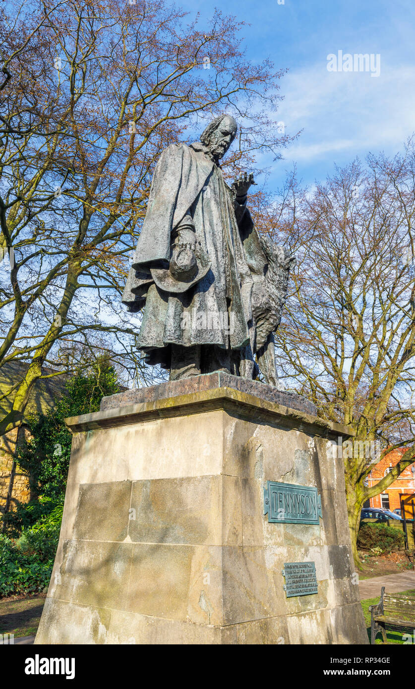 The Tennyson Memorial Statue with his dog Karenina on Cathedral Green