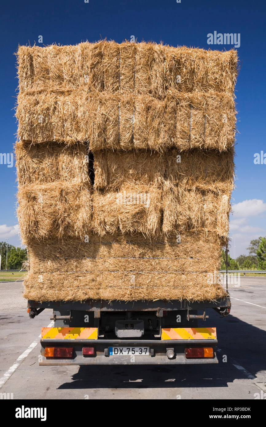 Truck Load Of Hay High Resolution Stock Photography and Images - Alamy