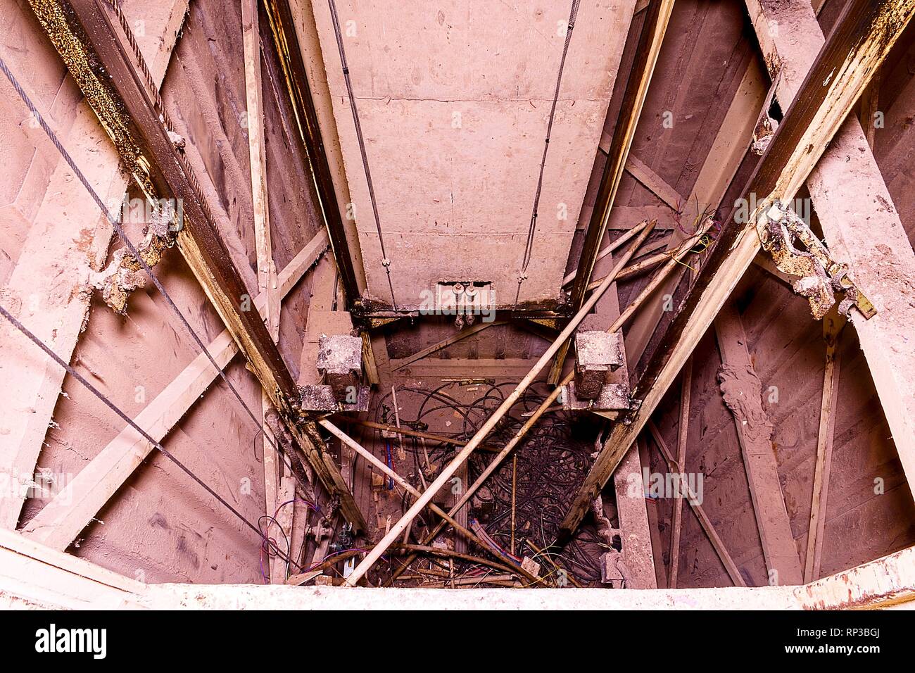 Lift shaft inside hires stock photography and images Alamy