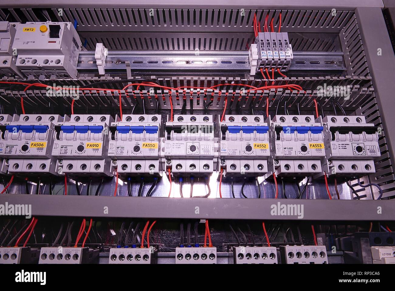 How Many Breakers Can I Put In A 100 Amp Panel?, 43 OFF How Many Breakers Can I Put In A 100 Amp Panel?, 43 OFF