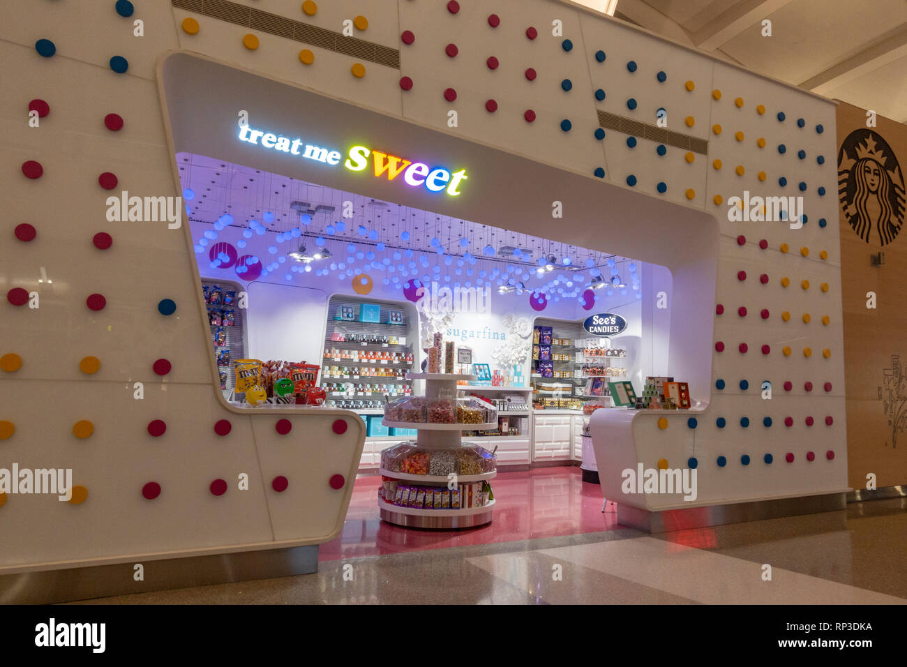 The DFS Duty Free store in Los Angeles International Airport (LAX),  California, United States Stock Photo - Alamy