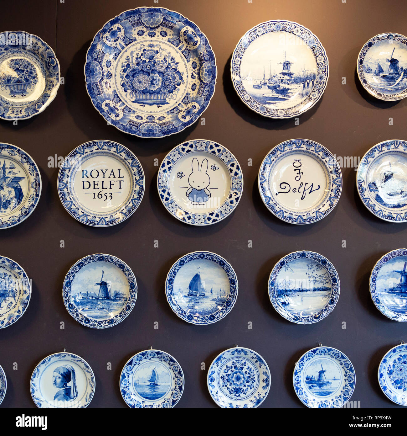 delfts blauw pottery marks