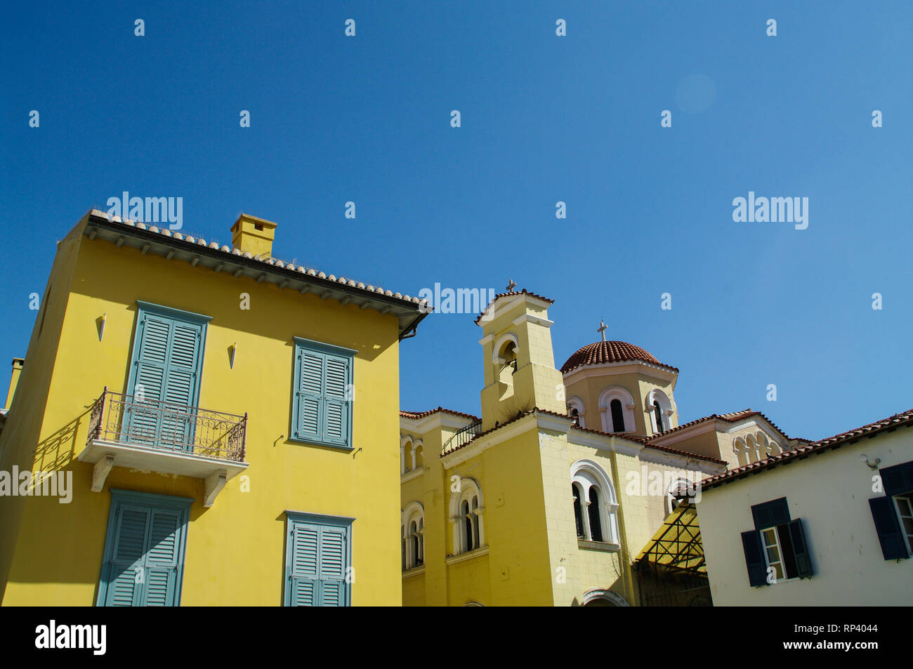 Yellow house in Athens Stock Photo Alamy