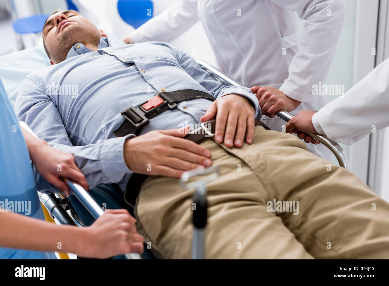 Unconscious patient hires stock photography and images Alamy