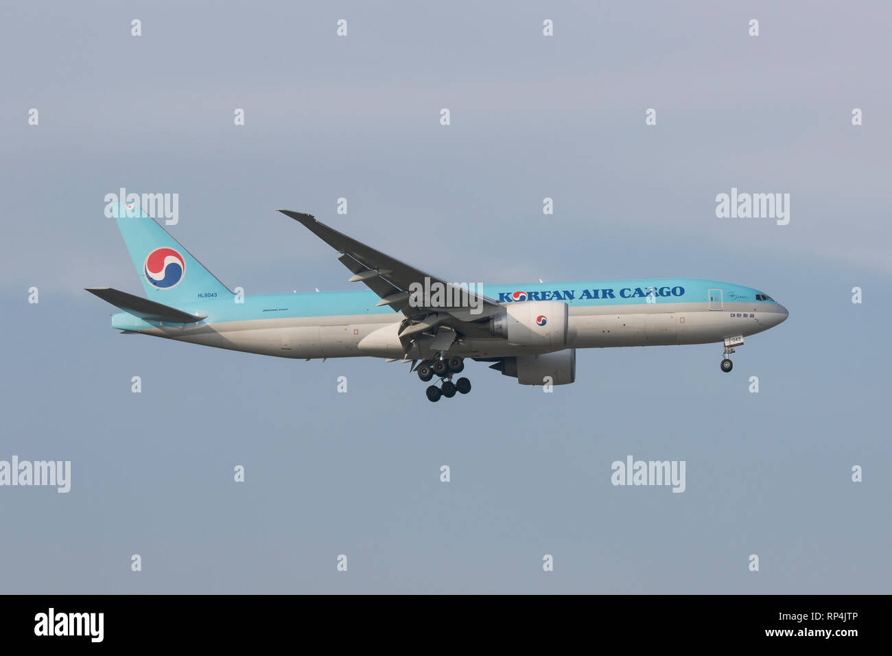 HL8043 Boeing 777 Freighter of Korean Air Cargo landing at Frankfurt Airport 07/02/2018 Stock Photo