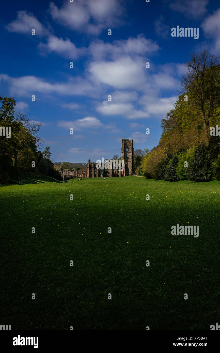 Fountains Abbey, North Yorkshire Stock Photo Alamy