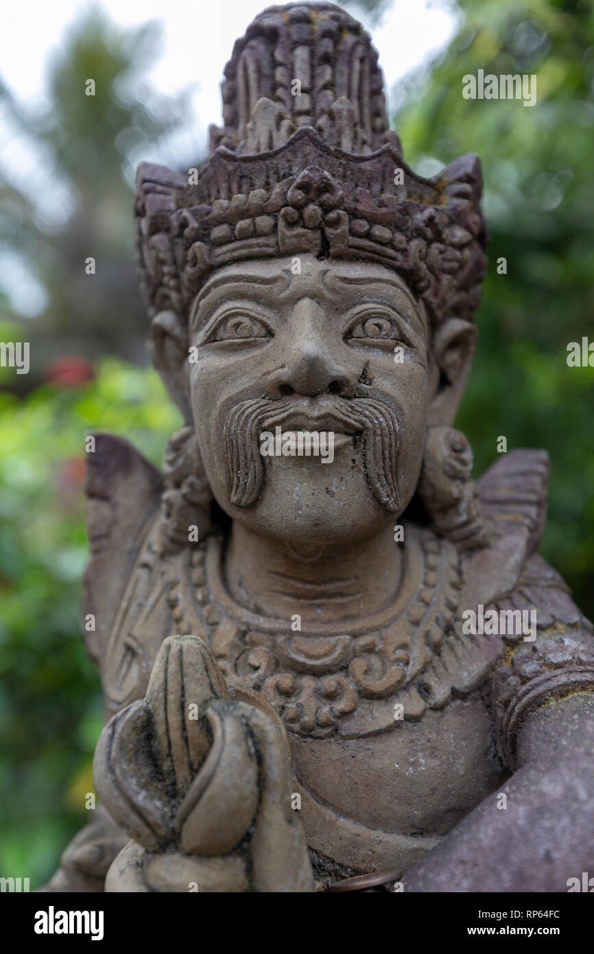 Carved stone head on wall hi-res stock photography and images - Alamy