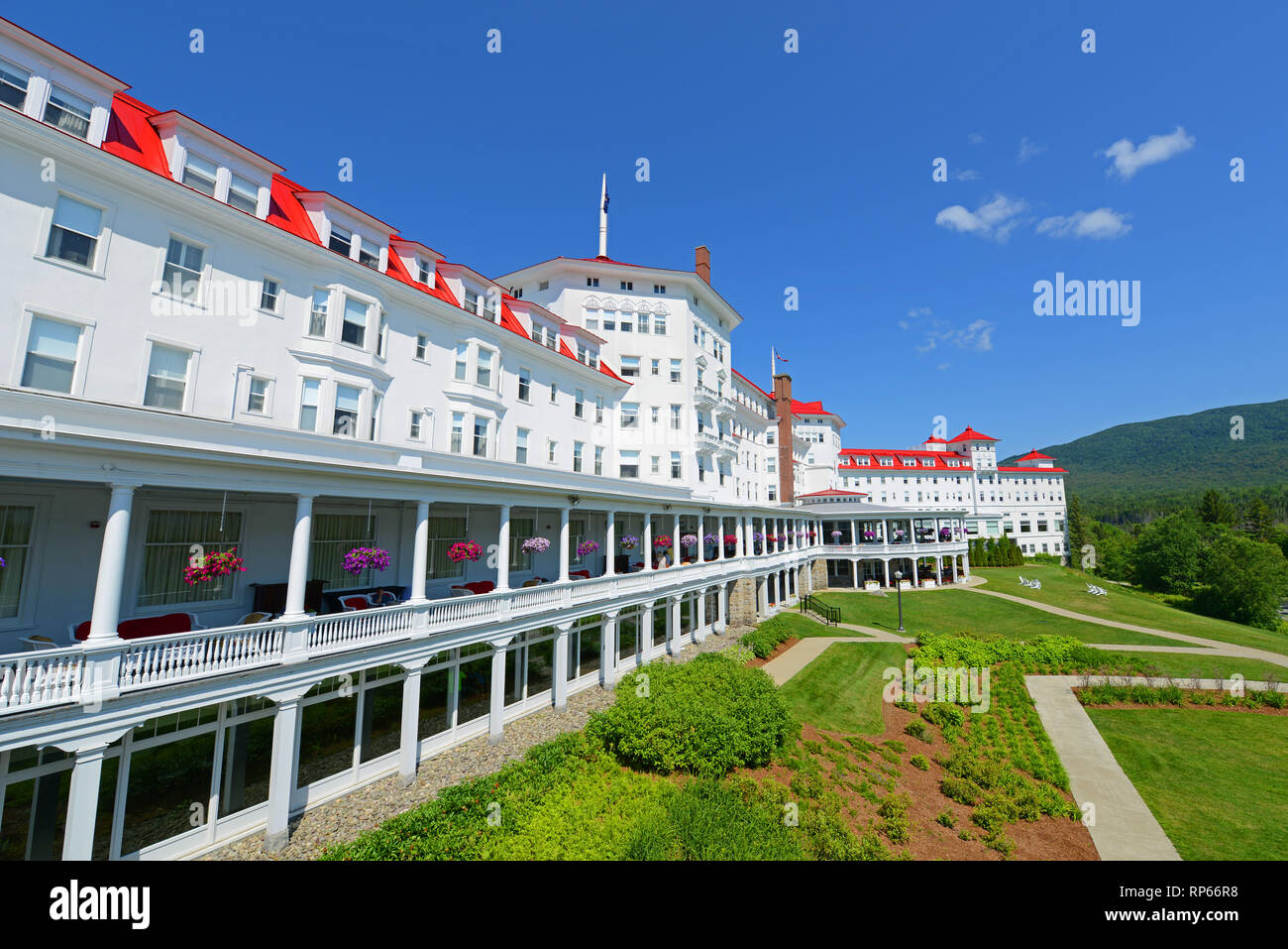 Mount Washington Hotel in summer in Bretton Woods, New Hampshire, USA Stock Photo Alamy