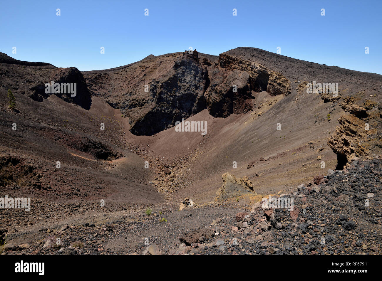 Unduh 6200 Gambar Gunung Cumbre Vieja Keren 