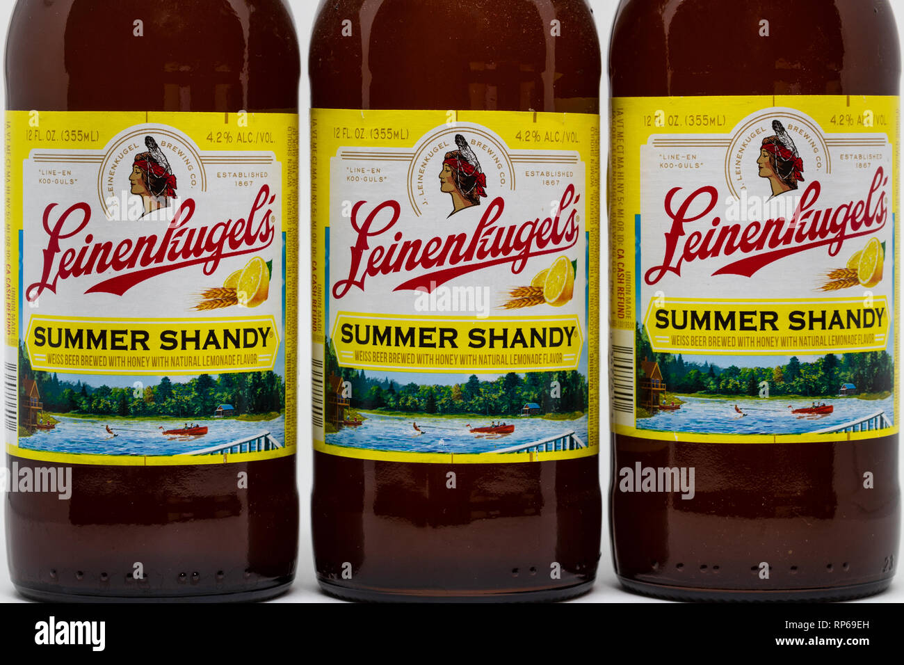 LEINENKUGEL'S SUMMER SHANDY Beer Coaster Mat WISCONSIN 2013 People into WATER