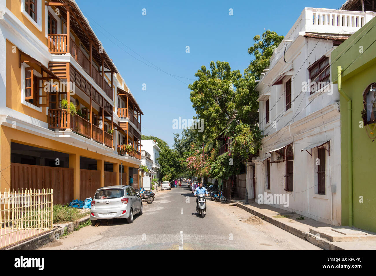 Allocated to the French Consulate General in 1956, the building is typical of the style and architecture in this part of Pondicherry. Stock Photo