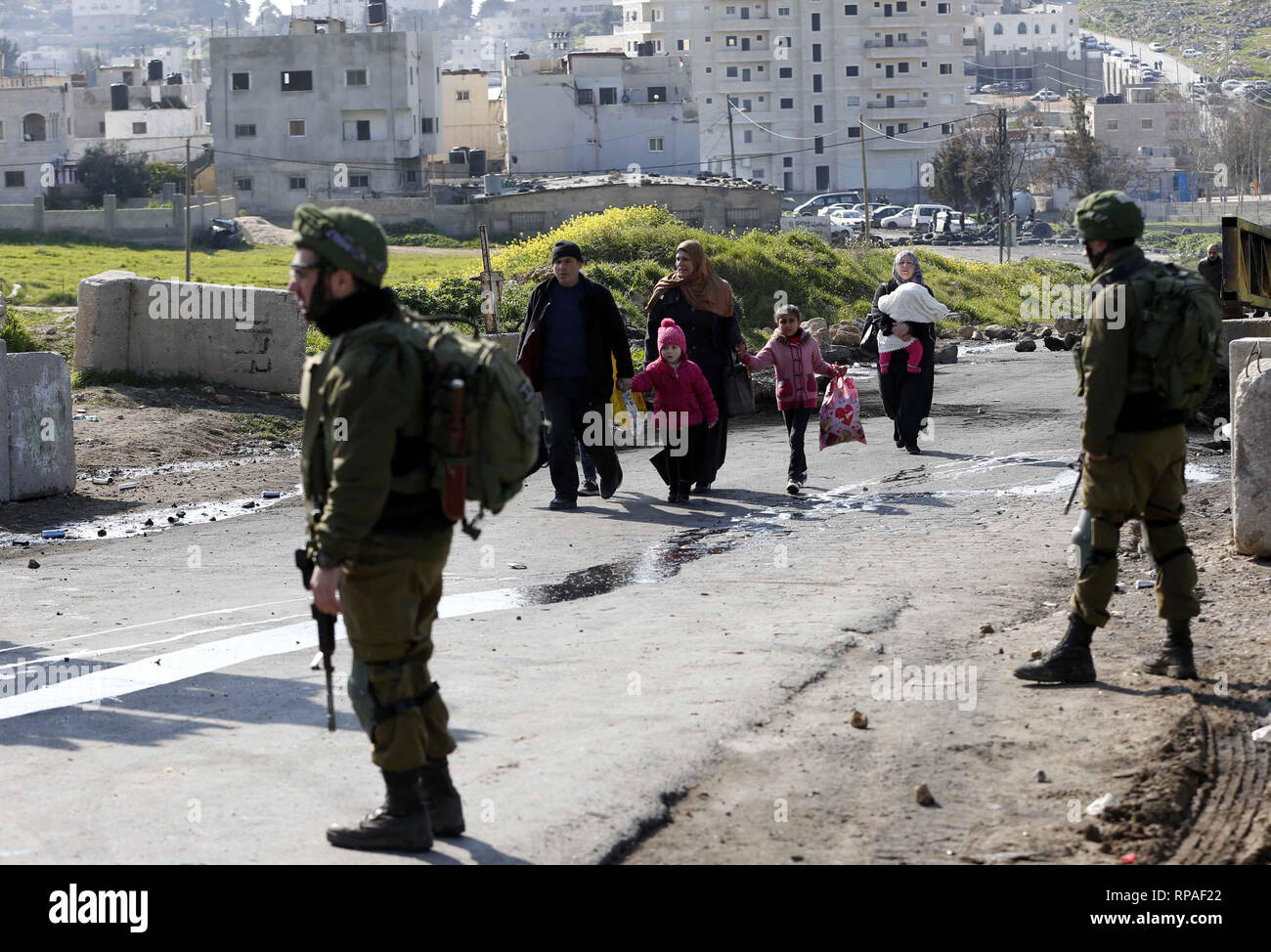 Hebron, West Bank, Palestinian Territory. 21st Feb, 2019. Palestinians ...