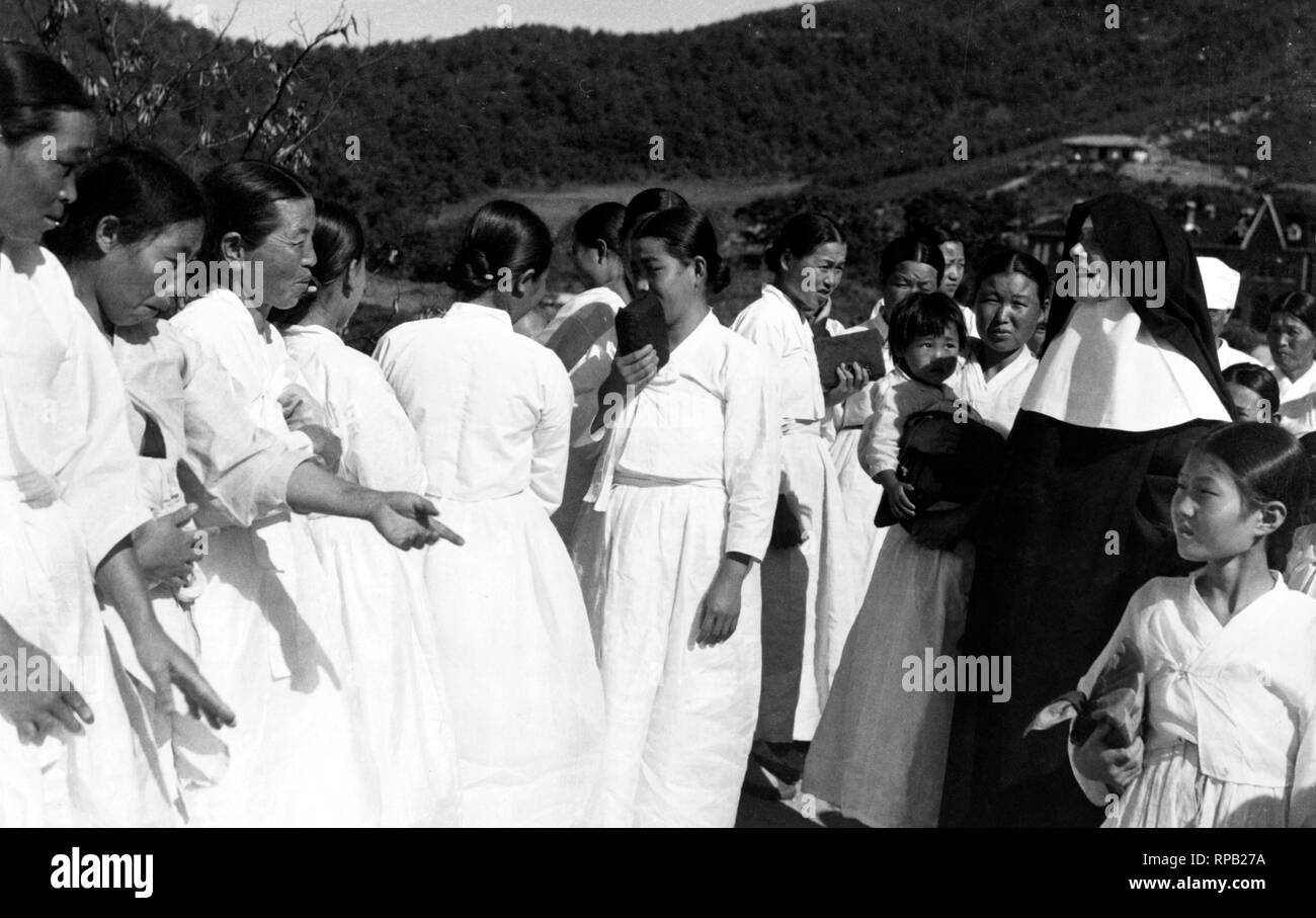 japan, tokyo, a group of Japanese Catholics, 1940-50 Stock Photo