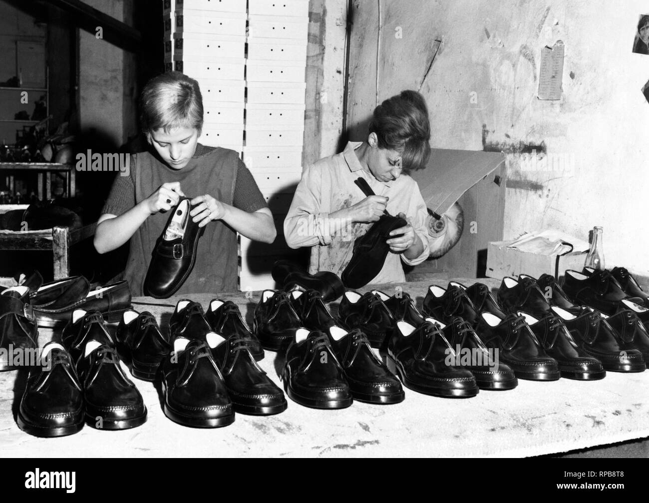 Shoe processing Black and White Stock Photos & Images Alamy