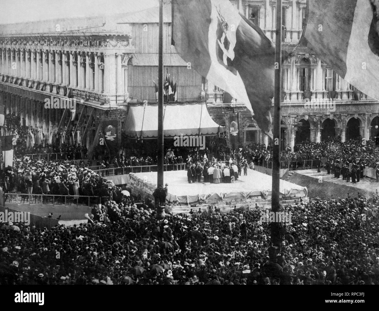 italy, veneto, venice, piazza san marco in venice, laying of the foundation stone for the reconstruction of the bell tower, April 25th, 1903 Stock Photo
