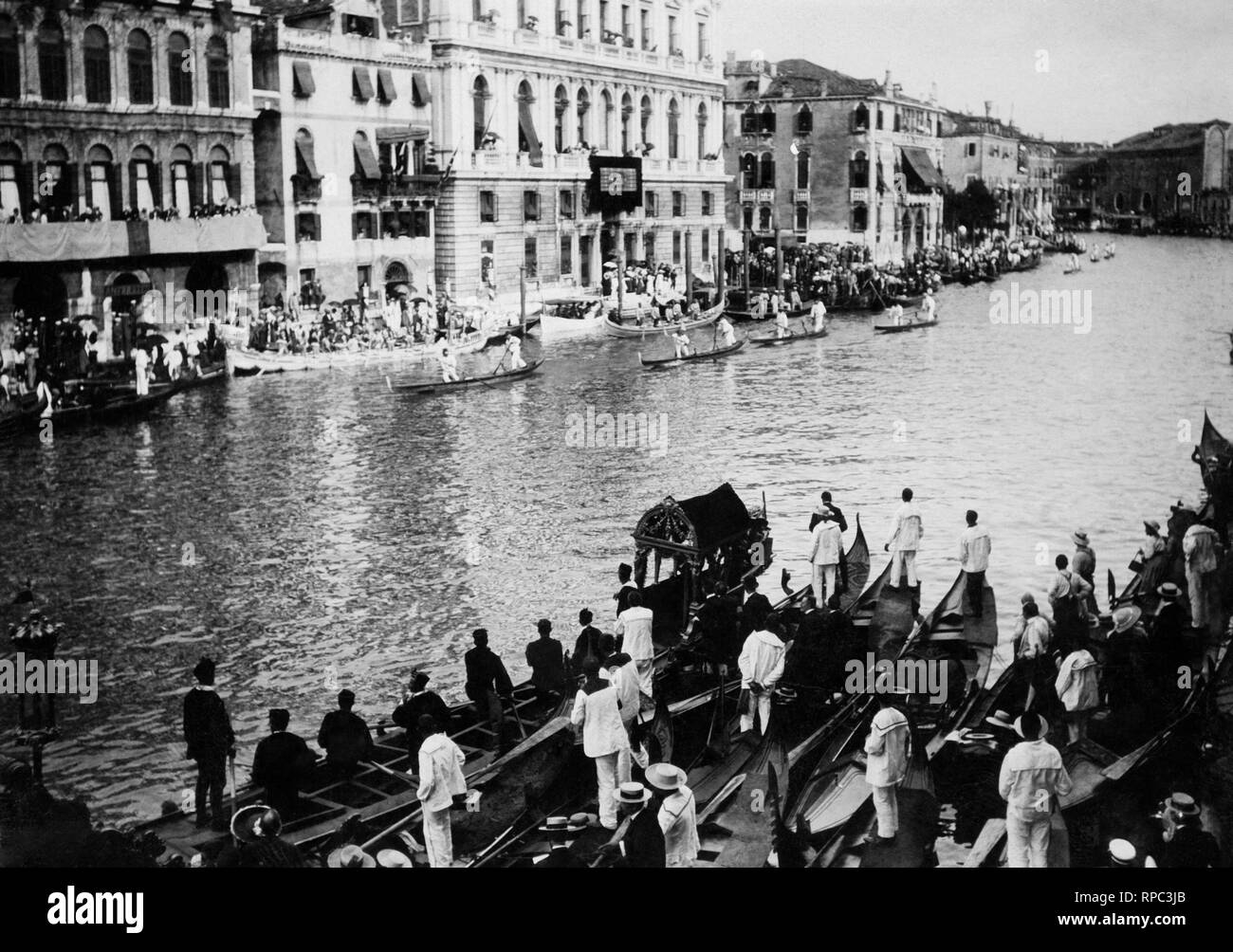 Historical Regatta in the canal grande, venice 1920-30 Stock Photo