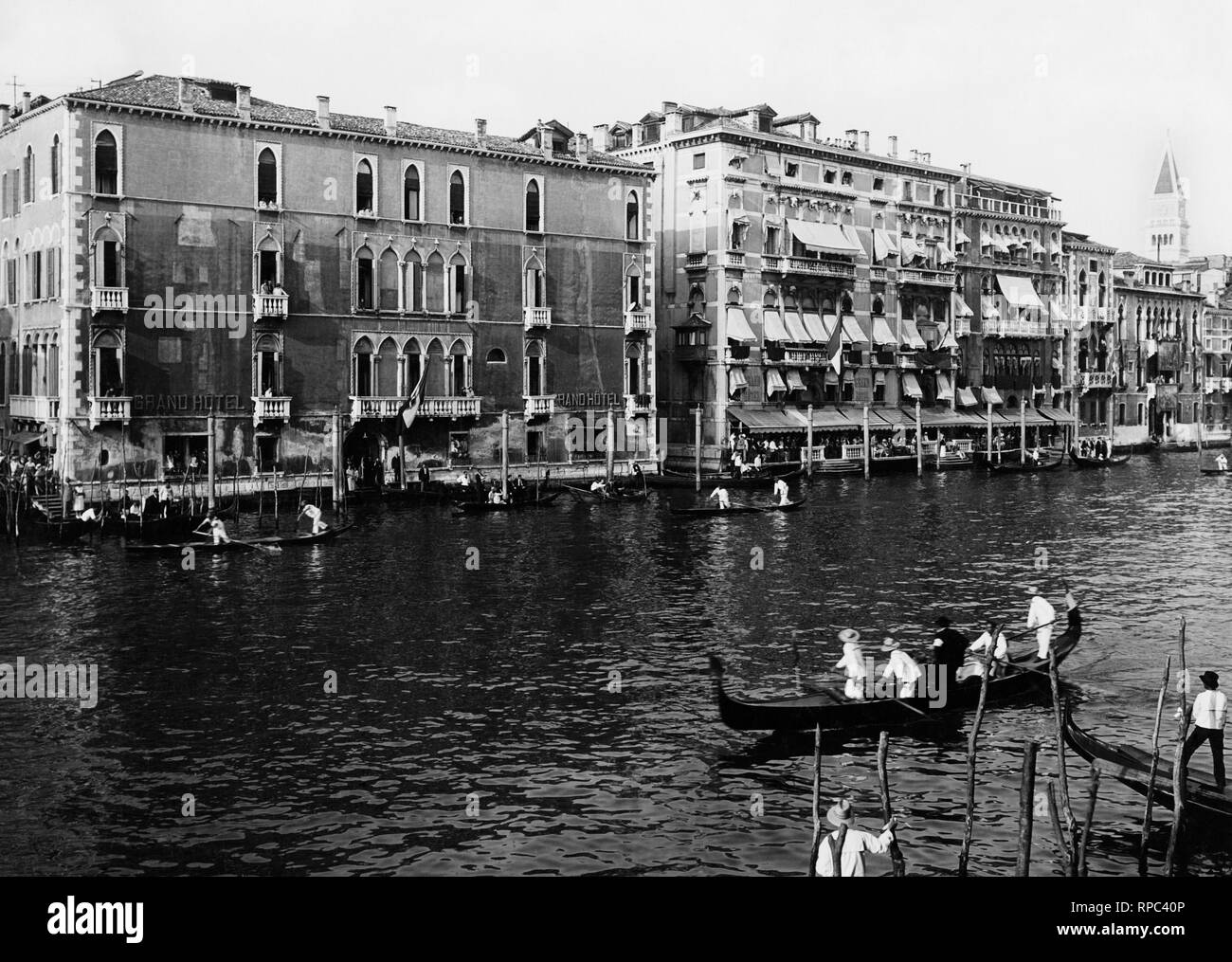 royal regatta in front of the grand hotel, venice 1910-20 Stock Photo