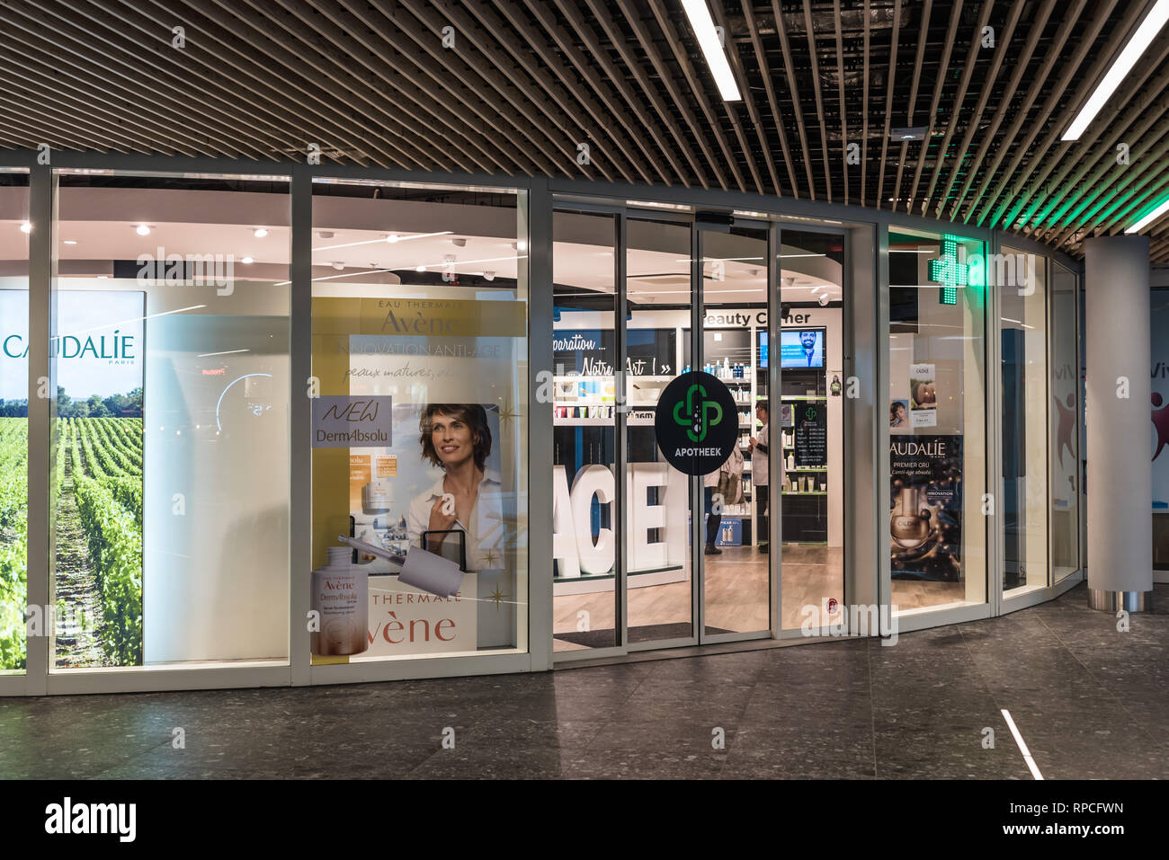 Auderghem, Brussels / Belgium - 02 18 2019: Modern pharmacy shop at the entrance hall of the CHIREC hospital Stock Photo