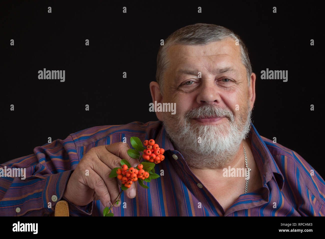 Person in orange shirt hi-res stock photography and images - Alamy
