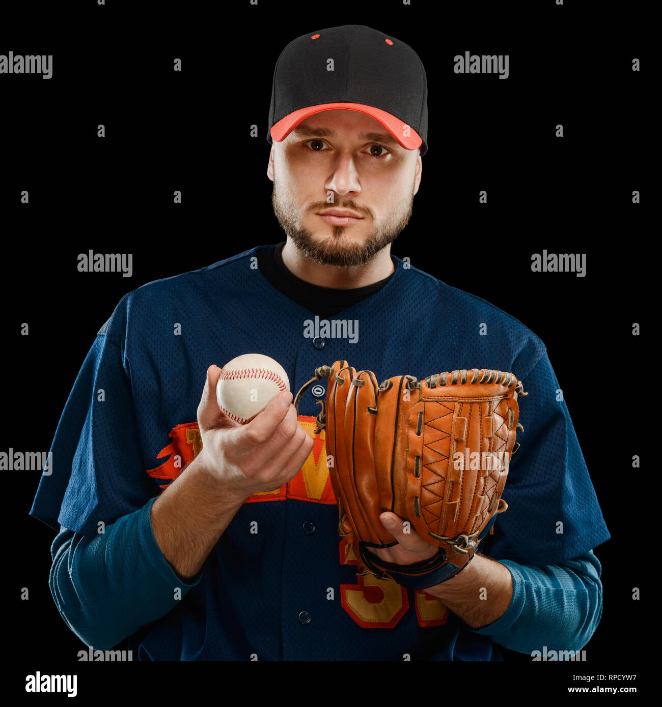 Bearded man in black cap hi-res stock photography and images - Alamy
