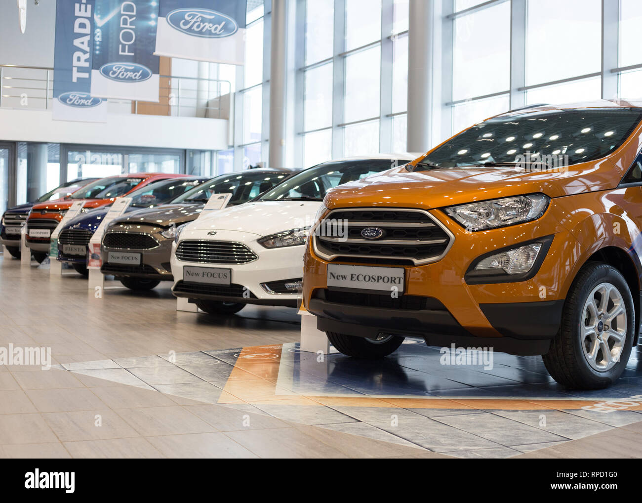 New Ford Car Dealer High Resolution Stock Photography And Images Alamy