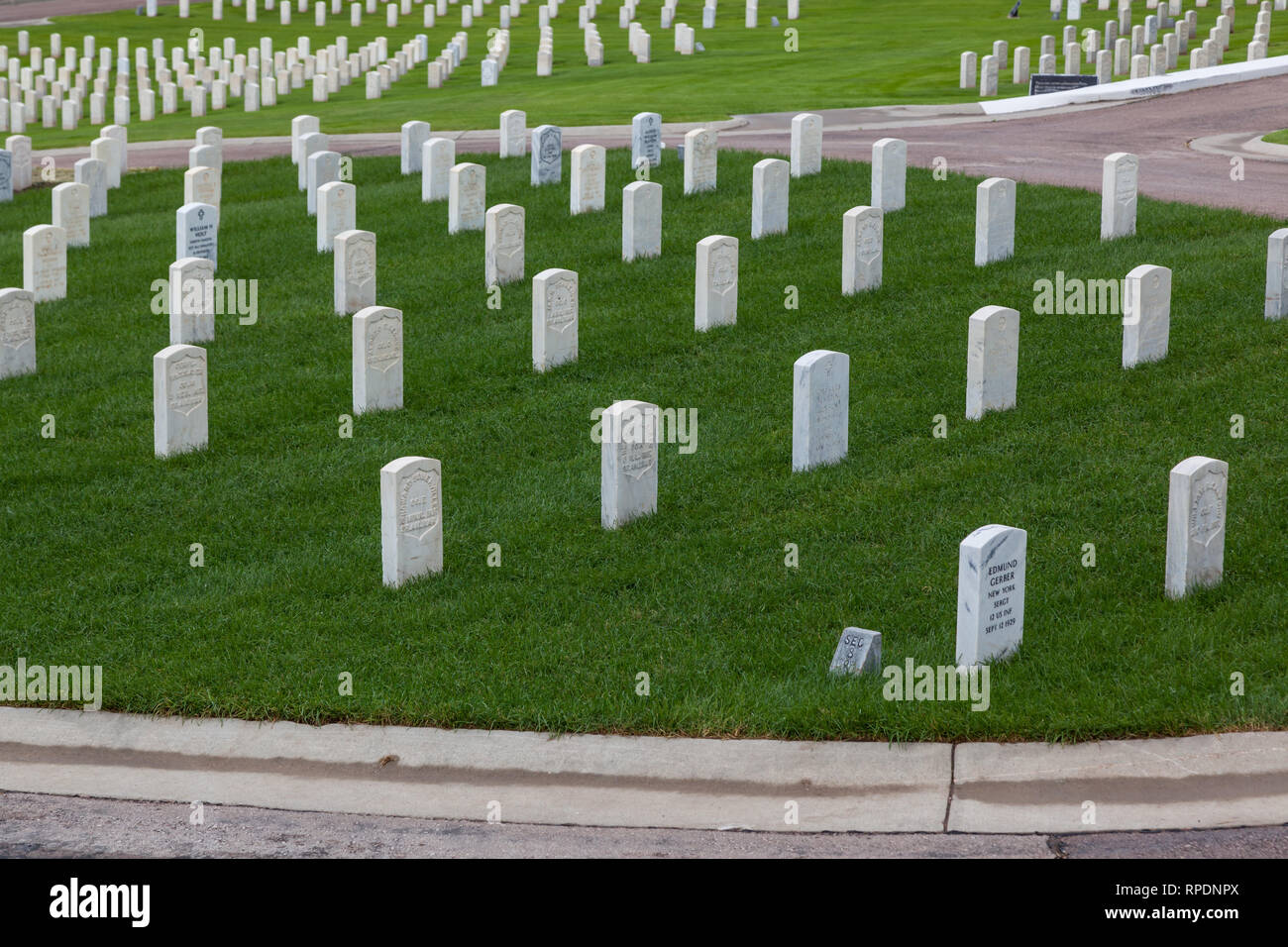 HOT SPRINGS, SOUTH DAKOTA June 8, 2014 A newer marble grave marker