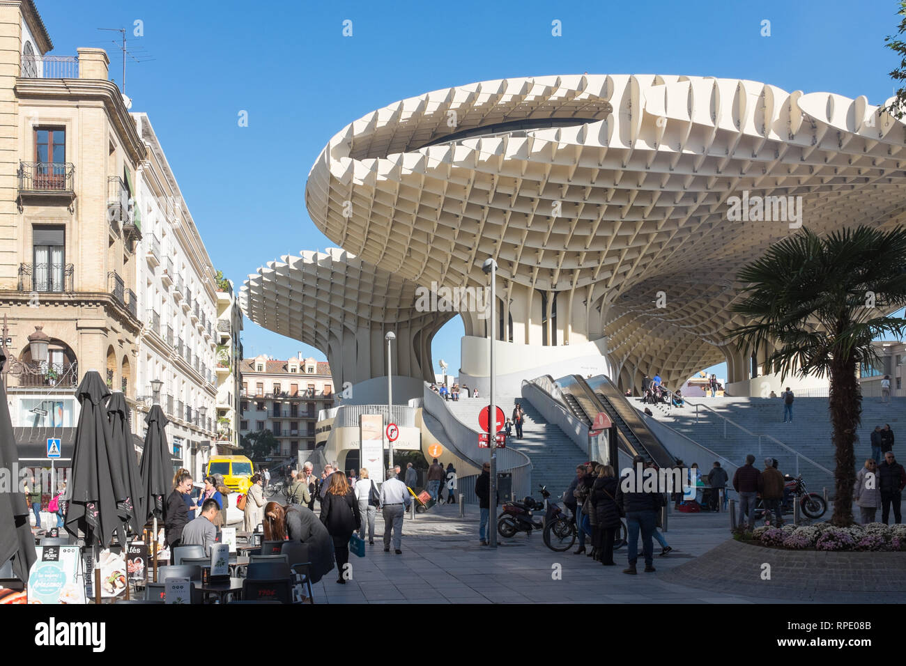 The Metropol Parasol, one of the largest wooden structures ever built in the spanish city of Seville, Andalucia Stock Photo