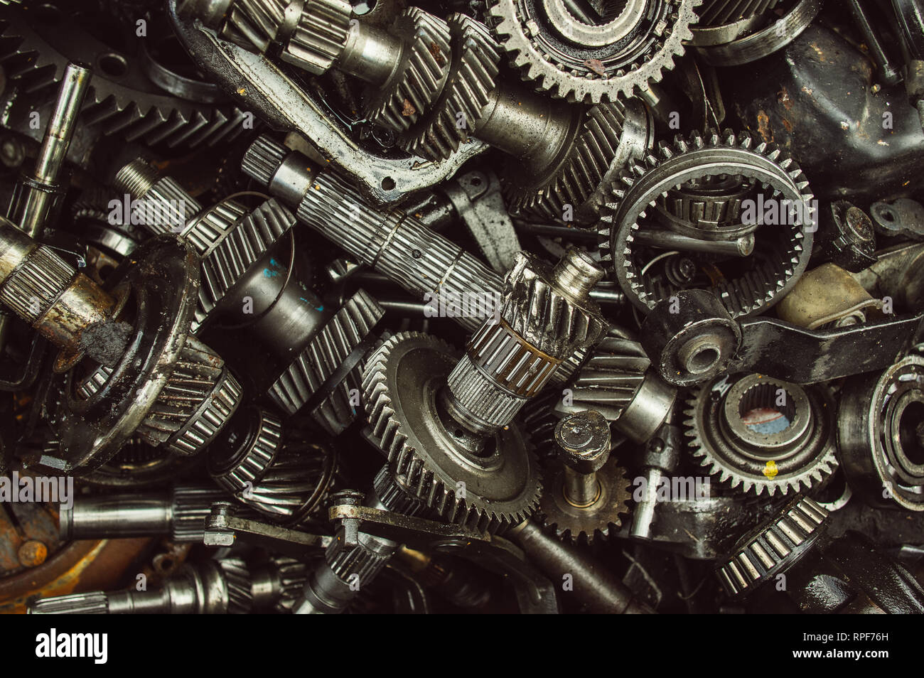 Mechanical engineering rusty gears cogs hi-res stock photography and ...