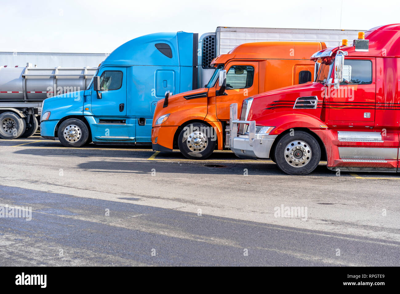 Big rigs commercial cargo haulers Semi Trucks with different semi ...