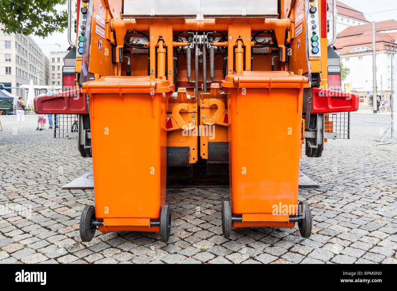 Waste management garbage truck hires stock photography and images Alamy