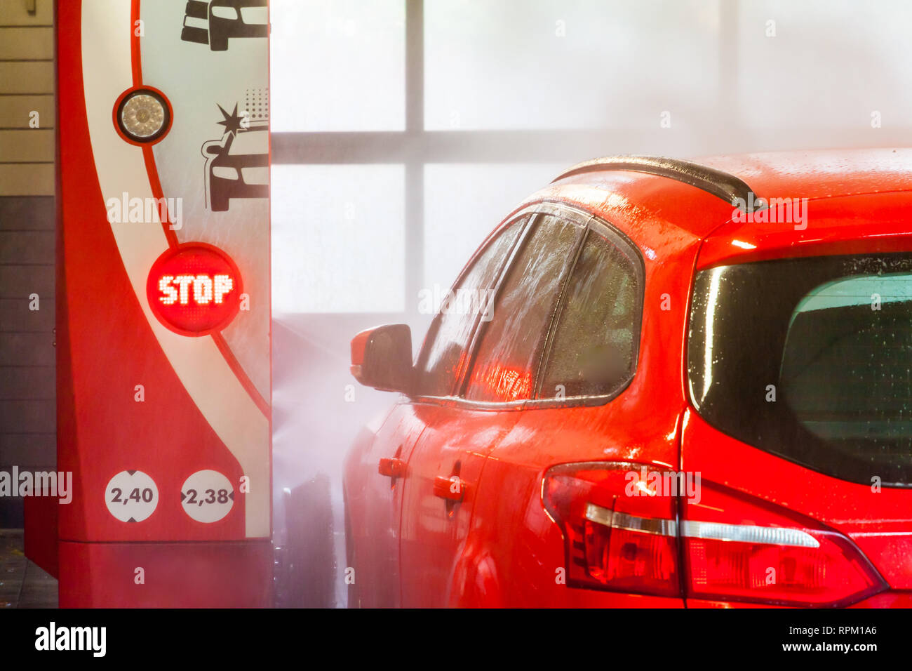 Automatic car wash machine hires stock photography and images Alamy