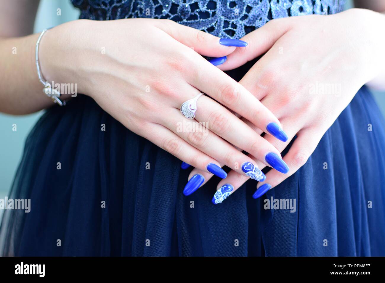Which Nail Colors Are for a Summer Navy Dress? : Style With Ease - YouTube