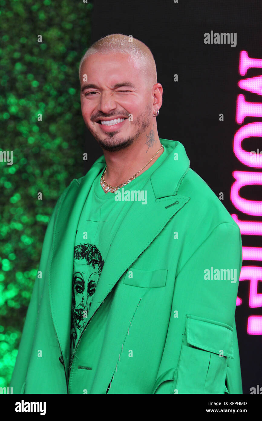 Miami Fl Usa 21st Feb 19 J Balvin At The 31st Annual Premio Lo Nuestro At The Americanairlines Arena In Miami Florida On February 21 19 Credit Majo Grossi Media Punch Alamy Live News
