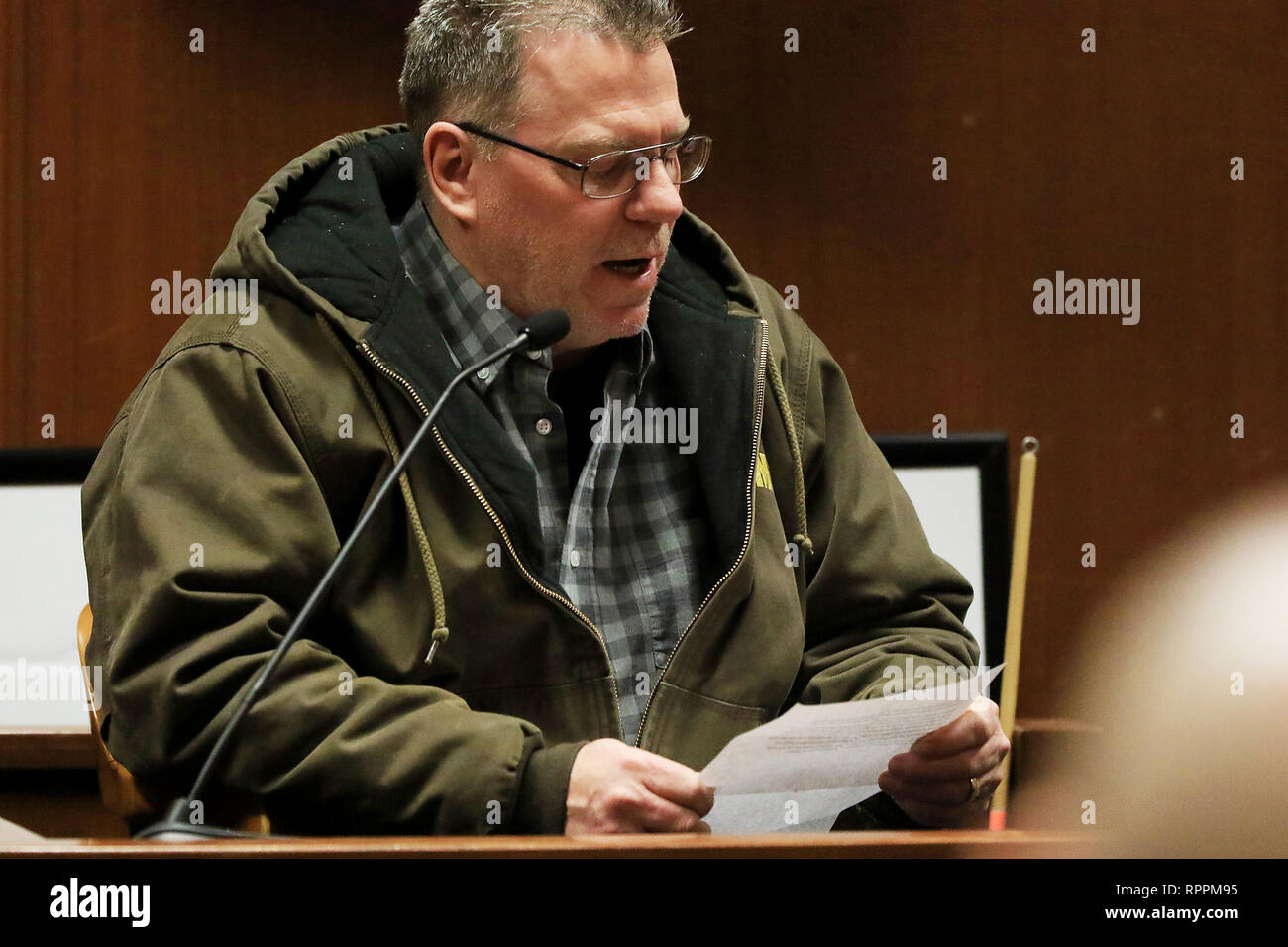 Davenport, Iowa, USA. 14th Feb, 2019. Rob Gilmore, father of murder victim 20-year-old Brady Tumlinson makes her victim impact statement during the sentencing of 23-year-old Tristin Alderman in Scott County District Court Thursday, February 14, 2019. Alderman was sentenced to life withut the possibility of parole in the September 2017 shooting death. Credit: Kevin E. Schmidt/Quad-City Times/ZUMA Wire/Alamy Live News Stock Photo