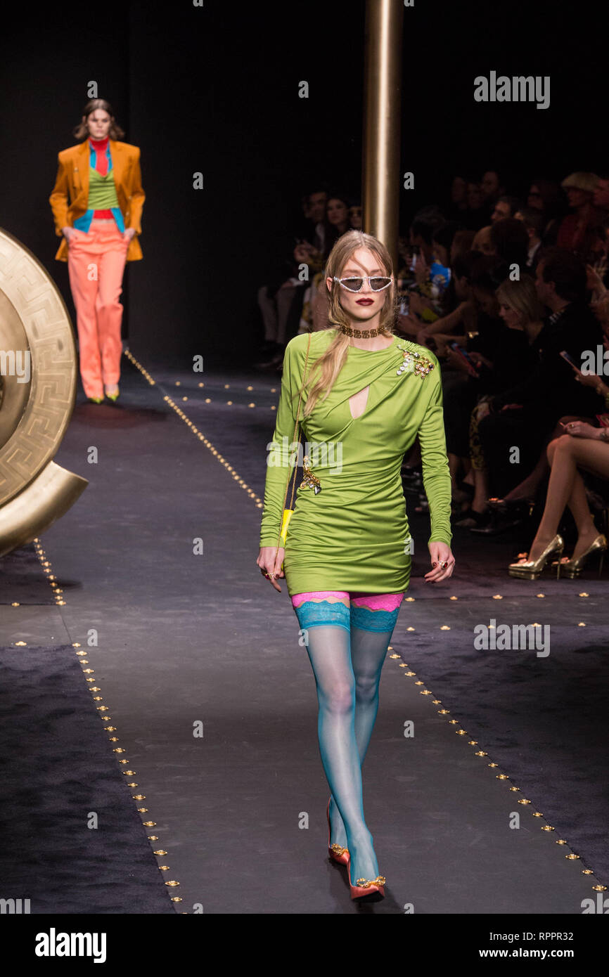Page 3 - Versace Milano High Resolution Stock Photography and Images - Alamy